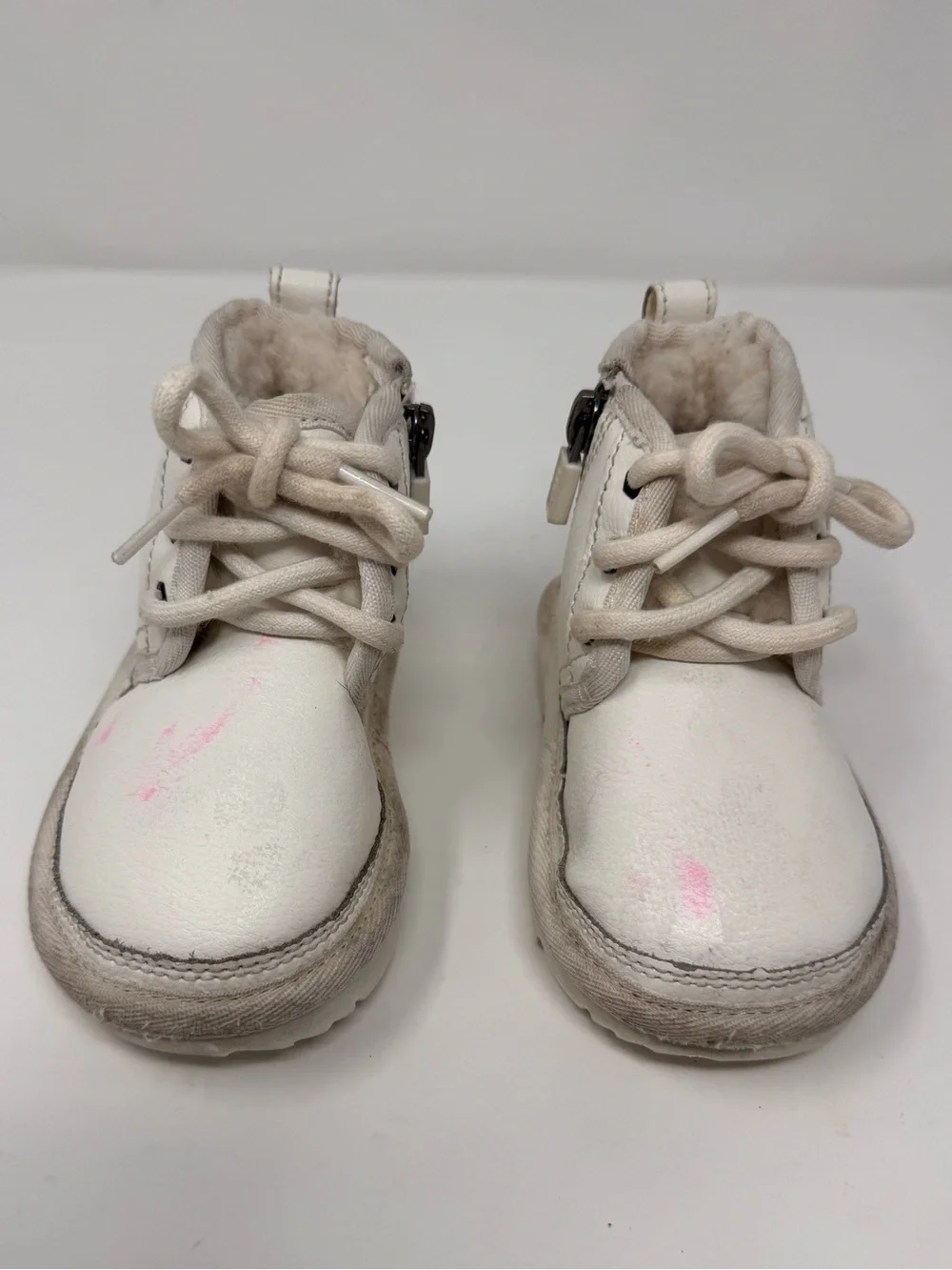 Baby Ugg boots, size 6, leather, shearling, warm, winter, classic, sneaker